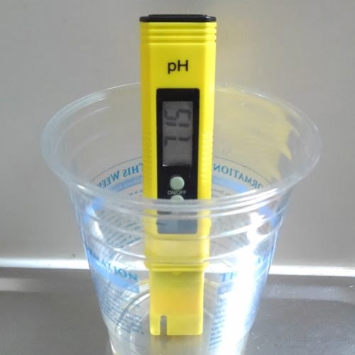 水のpH測定器